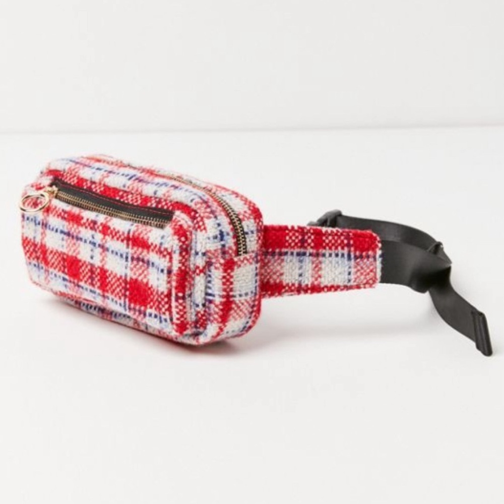 New square belt bag